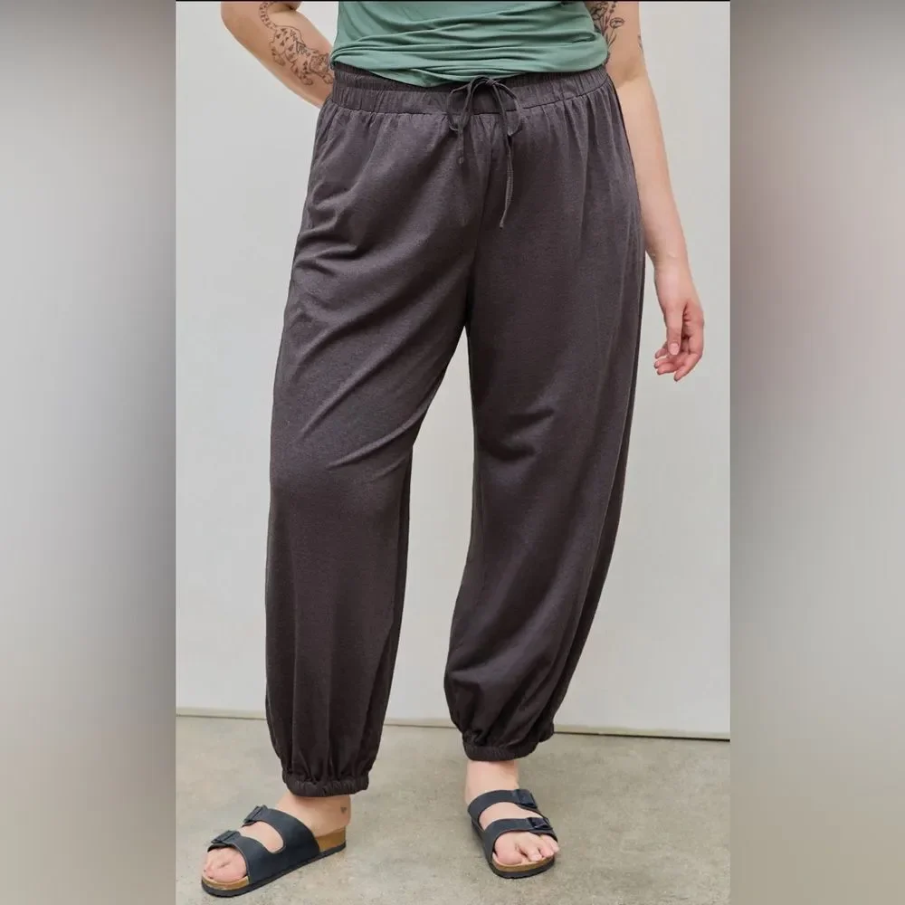 NWT!! SOLID KNOTTED JERSEY TROUSERS CURVE & PLUS From Cider, Comfy AND Sleek - Picture 4 of 15